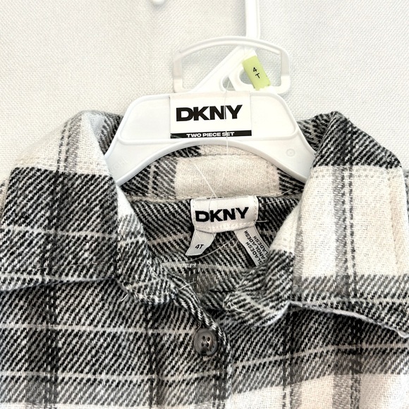 DKNY 4T 2 Piece Set - Flannel Plaid Button-Down Shirt & Leggings. NWT - Picture 4 of 13